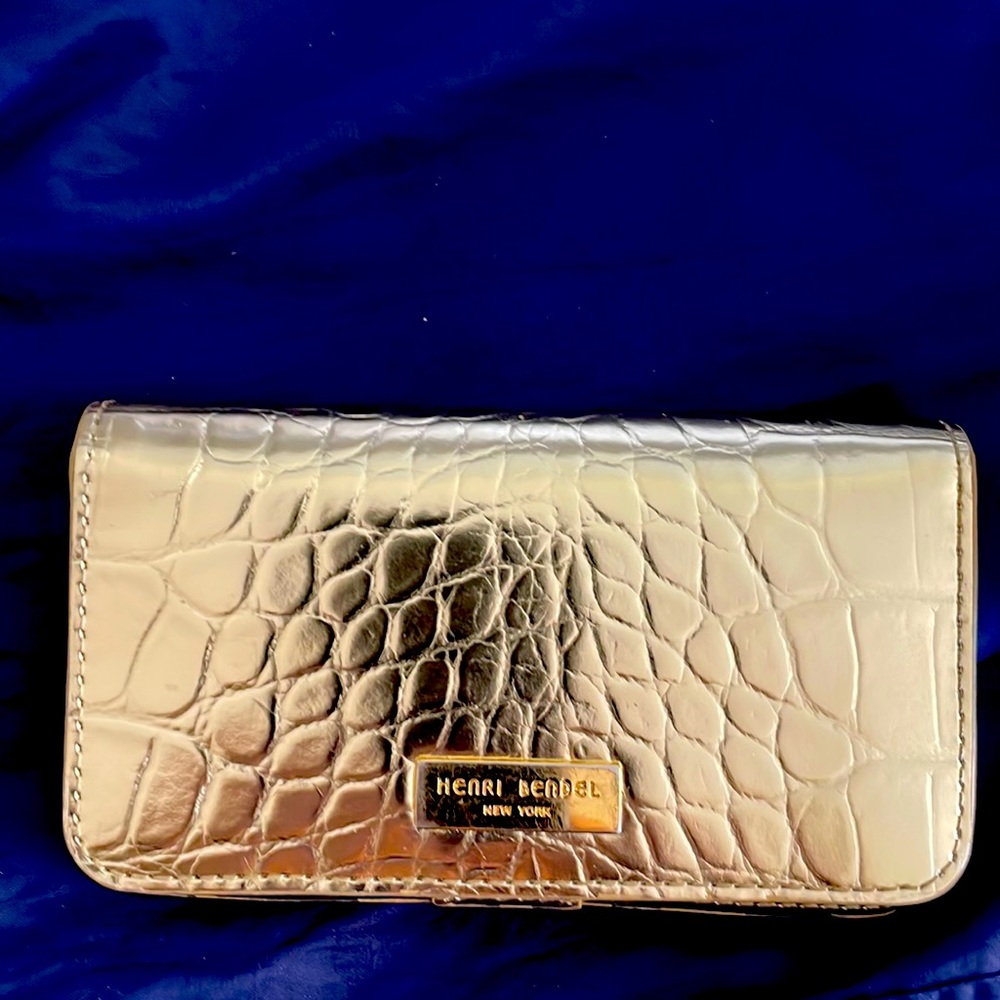 Rare Henri Bendel Gold Card case